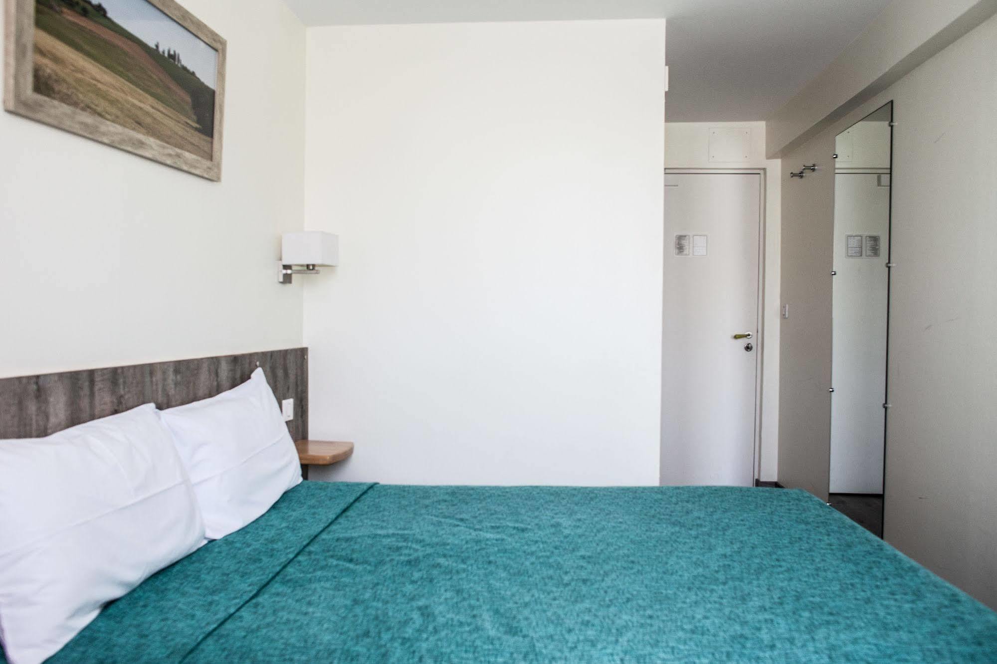 Hotel Henri IV Nerac Ngoại thất bức ảnh
